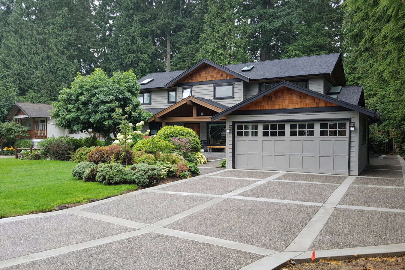 Concrete driveway building